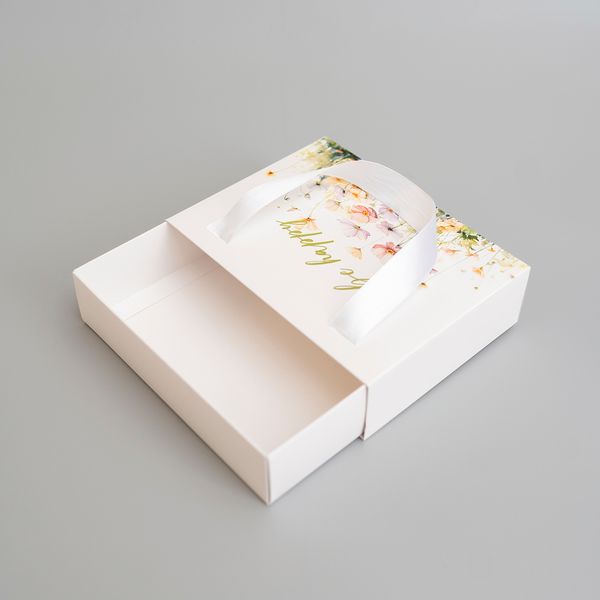 20х15х5 коробка-сумка біла "Be happy" квітковий принт №2 0048 фото